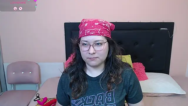 Snapshot of May_Carlier chatting on 11, 2, 2025 May Carlier online show from 11, 2, 2025