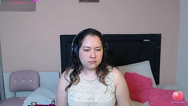 Snapshot of May_Carlier chatting on 17, 3, 2025 May Carlier online show from 17, 3, 2025