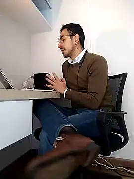 pablo-rincon95 online show from 15, 2, 2025