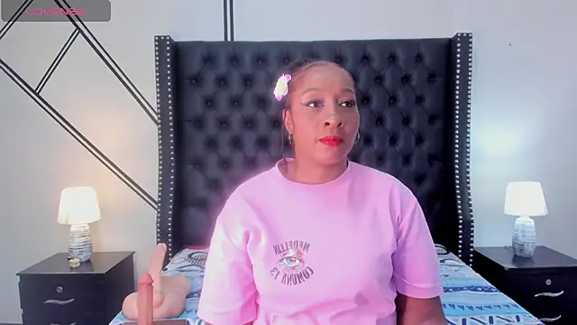 Snapshot of Krystal_cambell1 chatting on 3, 10, 2025 Krystal cambell1 online show from 3, 10, 2025