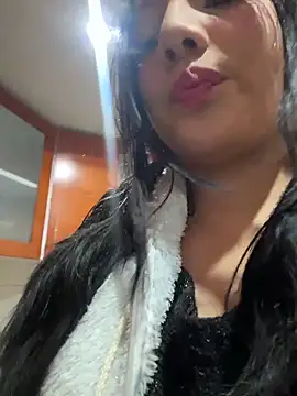 Emily Trujillo online show from 14, 10, 2025