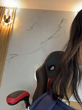 Emily Trujillo online show from 30, 4, 2026