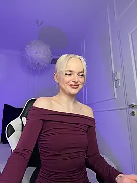 horny blondiee online show from 19, 3, 2025