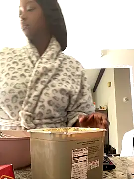 Snapshot of spicysugar74 chatting on 8, 10, 2025 spicysugar74 online show from 8, 10, 2025