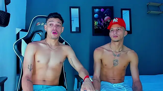 Snapshot of Friendsofeverything_ chatting on 5, 3, 2025 Friendsofeverything  online show from 5, 3, 2025