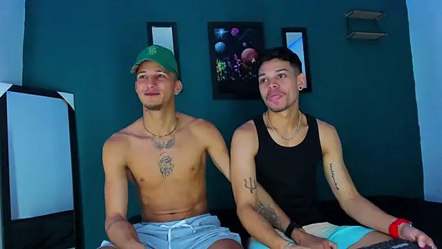 Snapshot of Friendsofeverything_ chatting on 10, 3, 2025 Friendsofeverything  online show from 10, 3, 2025