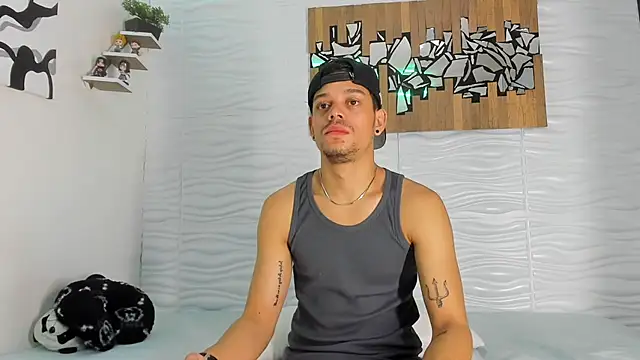 Snapshot of Friendsofeverything_ chatting on 11, 9, 2025 Friendsofeverything  online show from 11, 9, 2025