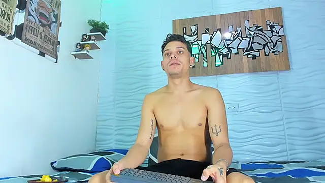 Snapshot of Friendsofeverything_ chatting on 28, 9, 2025 Friendsofeverything  online show from 28, 9, 2025