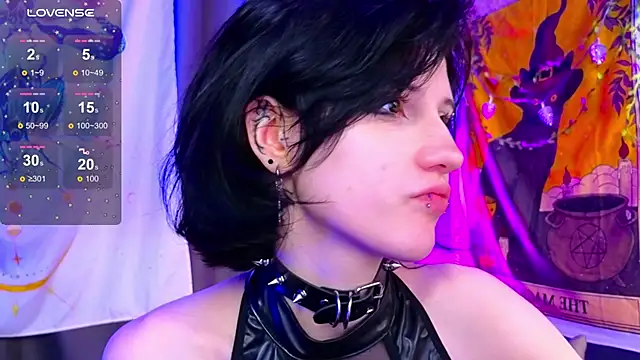 dark vamp  online show from 29, 12, 2024