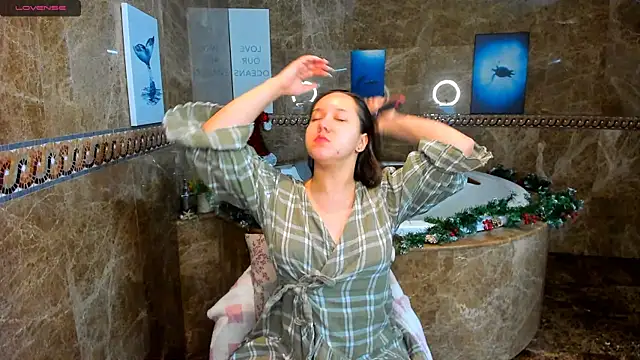 Mira Karter online show from 12, 1, 2025