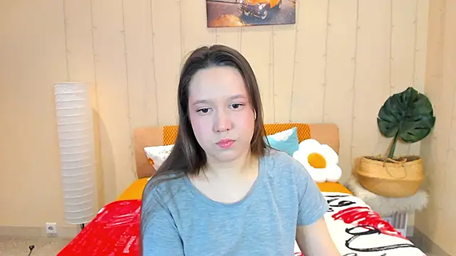 Mira Karter online show from 12, 4, 2026