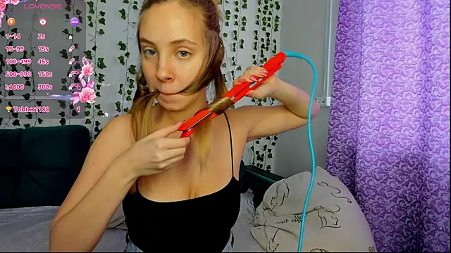 Kitty Katrine online show from 27, 1, 2025