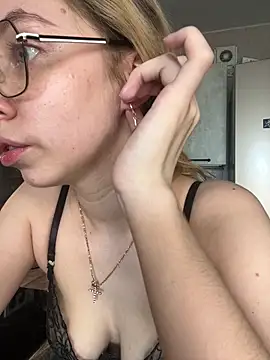 Kitty Katrine online show from 6, 5, 2026