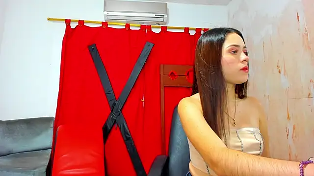 Snapshot of Hana_and_Zeta chatting on 5, 2, 2025 Hana and Zeta online show from 5, 2, 2025