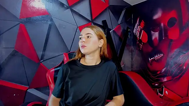 Snapshot of Hana_and_Zeta chatting on 20, 12, 2025 Hana and Zeta online show from 20, 12, 2025