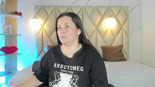 angelswets online show from 14, 6, 2026