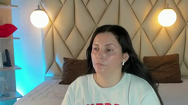 angelswets online show from 8, 7, 2026