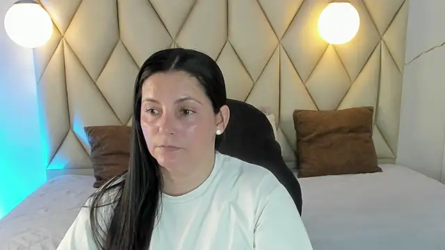 angelswets online show from 10, 7, 2026