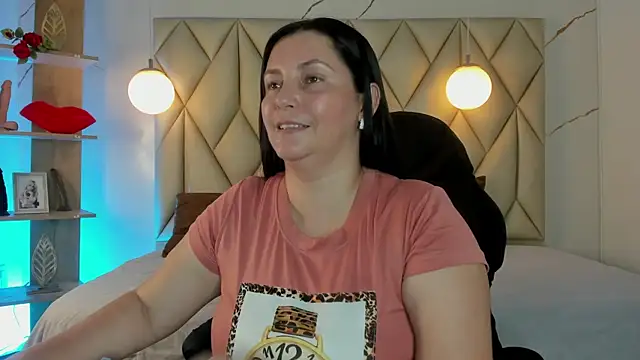 angelswets online show from 12, 7, 2026