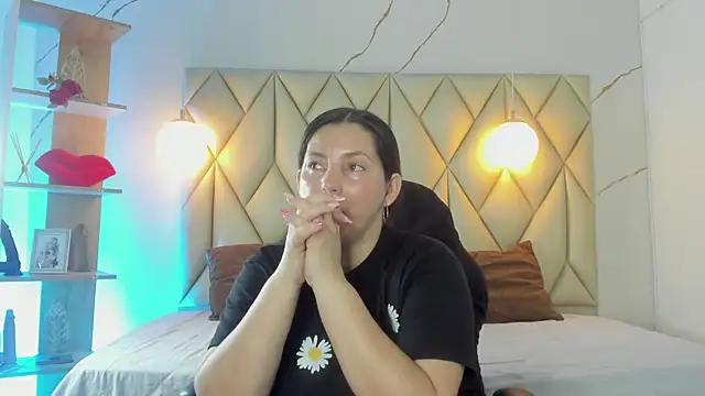 angelswets online show from 30, 7, 2026