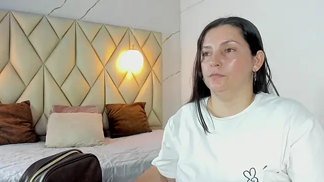 angelswets online show from 3, 8, 2026