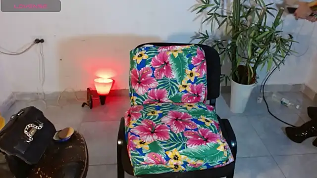 KamilaParrisx online show from 9, 5, 2026