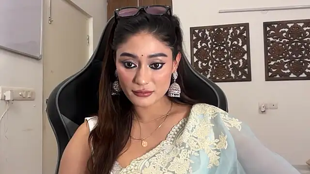 Snapshot of GoddessAnna chatting on 19, 11, 2025 GoddessAnna online show from 19, 11, 2025