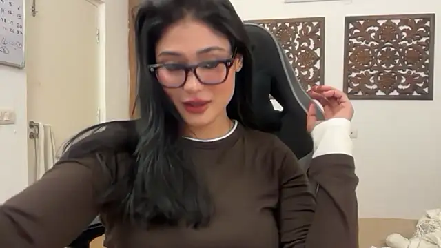 Snapshot of GoddessAnna chatting on 20, 12, 2025 GoddessAnna online show from 20, 12, 2025