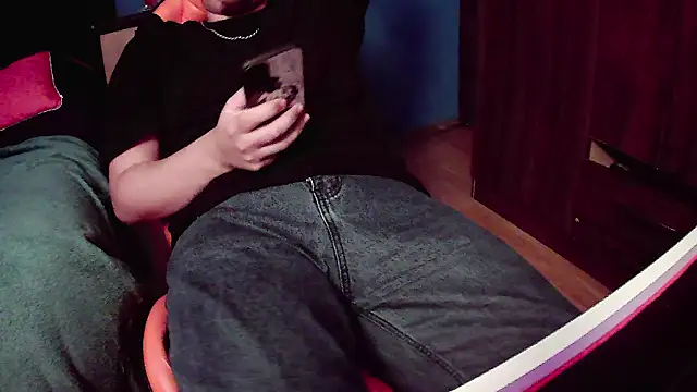 Snapshot of pisceslost chatting on 19, 9, 2025 pisceslost online show from 19, 9, 2025