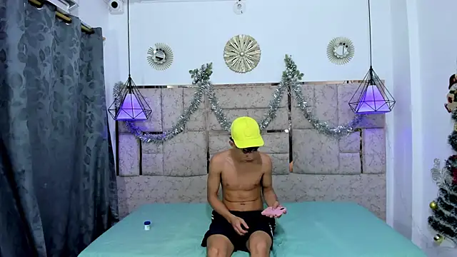 yez hot ggh online show from 18, 12, 2024