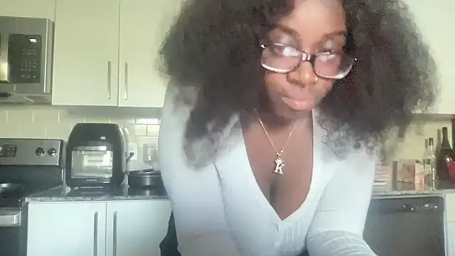 AveryJ99 online show from 21, 3, 2025