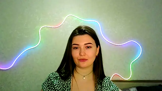 Snapshot of SeductiveTati chatting on 6, 3, 2026 SeductiveTati online show from 6, 3, 2026