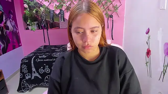 Snapshot of marcellaa303av chatting on 25, 9, 2025 marcellaa303av online show from 25, 9, 2025