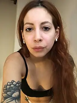 Snapshot of EffyScarlet chatting on 18, 9, 2025 EffyScarlet online show from 18, 9, 2025