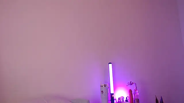 Snapshot of EffyScarlet chatting on 23, 10, 2025 EffyScarlet online show from 23, 10, 2025