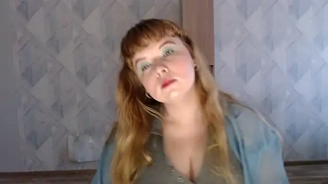 Snapshot of Melina_Hot9 chatting on 3, 8, 2026 Melina Hot9 online show from 3, 8, 2026