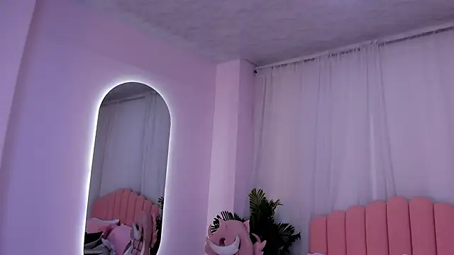 zoe rivers online show from 18, 2, 2025