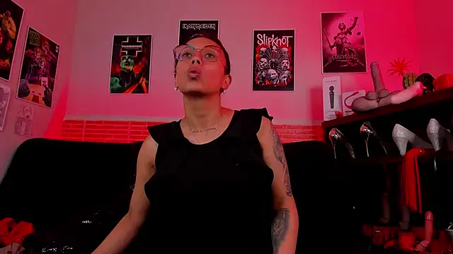 Snapshot of lilith-deveraux chatting on 11, 3, 2025 lilith-deveraux online show from 11, 3, 2025