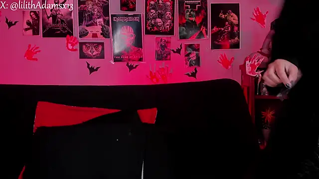 lilith-deveraux online show from 10, 11, 2025