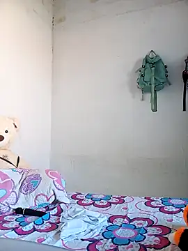 Karii-R online show from 7, 10, 2025