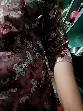 gunjan22 online show from 4, 2, 2025