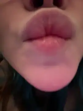 Snapshot of MaddisonHaas chatting on 12, 12, 2024 MaddisonHaas online show from 12, 12, 2024