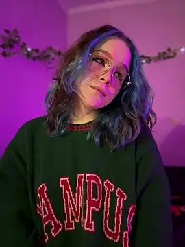 Snapshot of MaddisonHaas chatting on 13, 12, 2024 MaddisonHaas online show from 13, 12, 2024