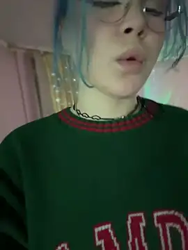 Snapshot of MaddisonHaas chatting on 16, 12, 2024 MaddisonHaas online show from 16, 12, 2024