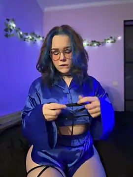 Snapshot of MaddisonHaas chatting on 21, 12, 2024 MaddisonHaas online show from 21, 12, 2024