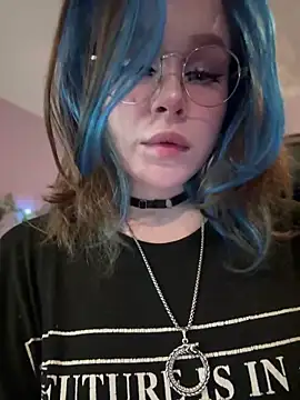 Snapshot of MaddisonHaas chatting on 1, 2, 2025 MaddisonHaas online show from 1, 2, 2025