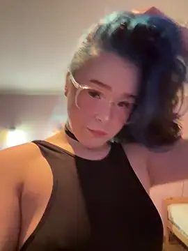 Snapshot of MaddisonHaas chatting on 9, 2, 2025 MaddisonHaas online show from 9, 2, 2025