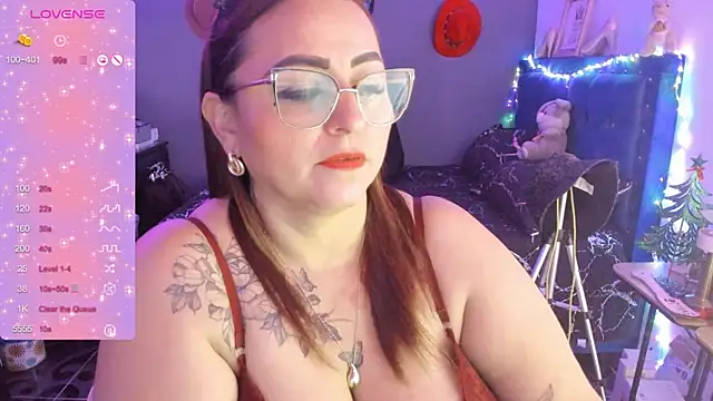 Ivonnee   online show from 30, 12, 2024