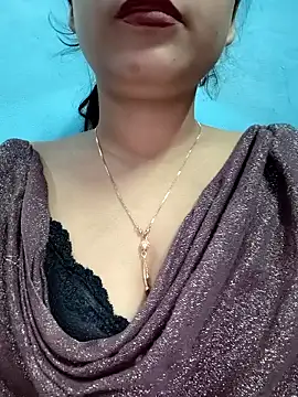 Shanaya Hotty online show from 3, 12, 2024