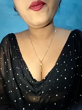 Shanaya Hotty online show from 4, 12, 2024